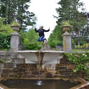 Meet your Posher, Laura